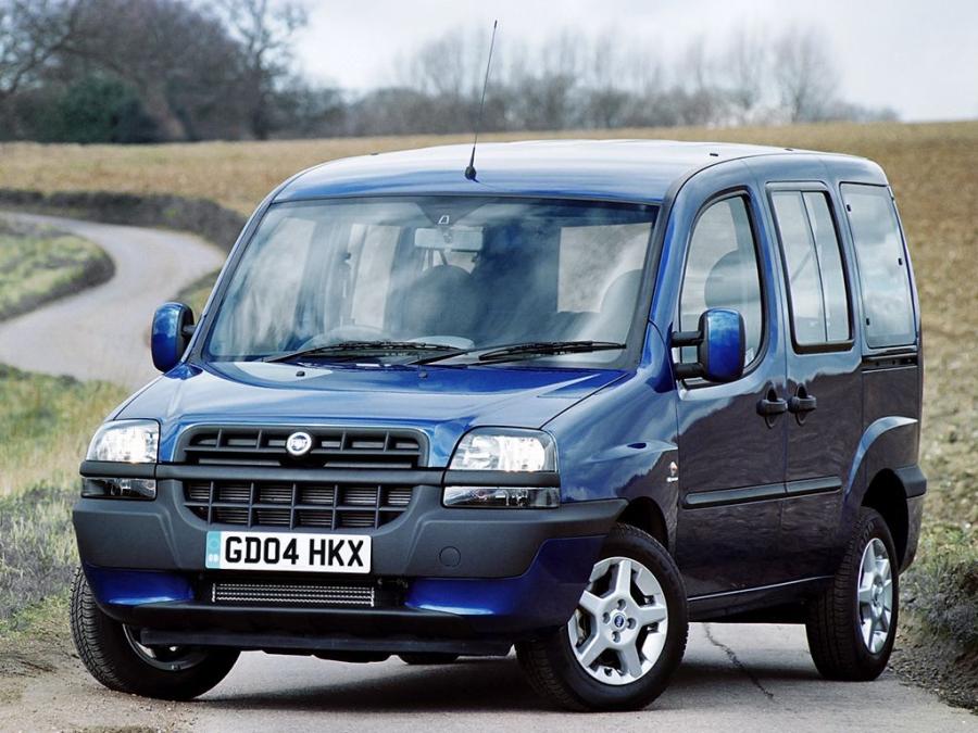  Fiat Doblo Panorama 2000 года  (UK) (фото 2 из 10)